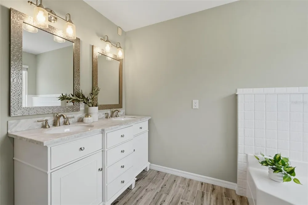 2143 BLUE IRIS PLACE Longwood, FL 32779