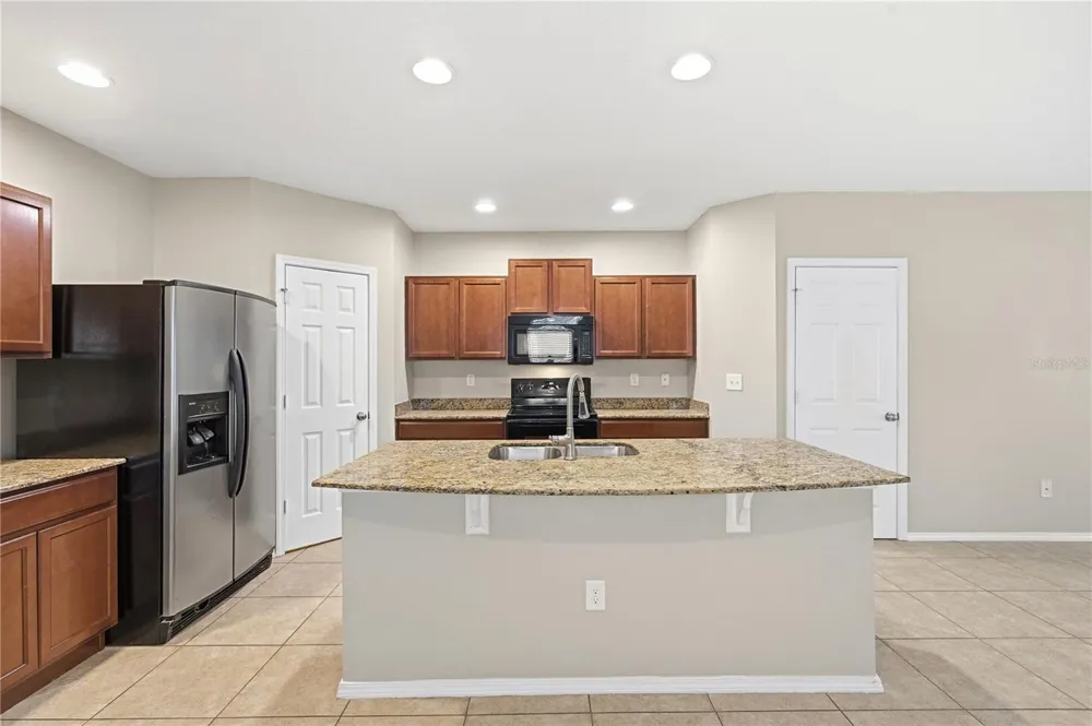 4715 CHATTERTON WAY Riverview, FL 33578