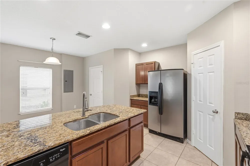 4715 CHATTERTON WAY Riverview, FL 33578