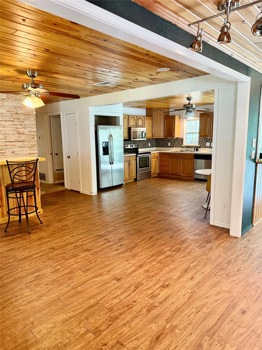 9217 Indian Trail Rio Vista, TX 76093