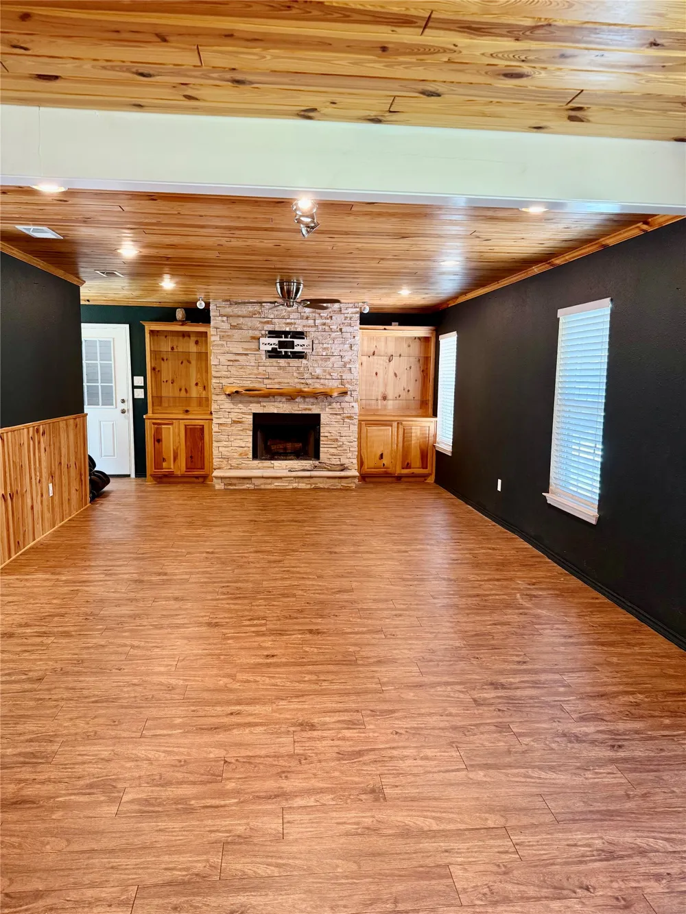 9217 Indian Trail Rio Vista, TX 76093