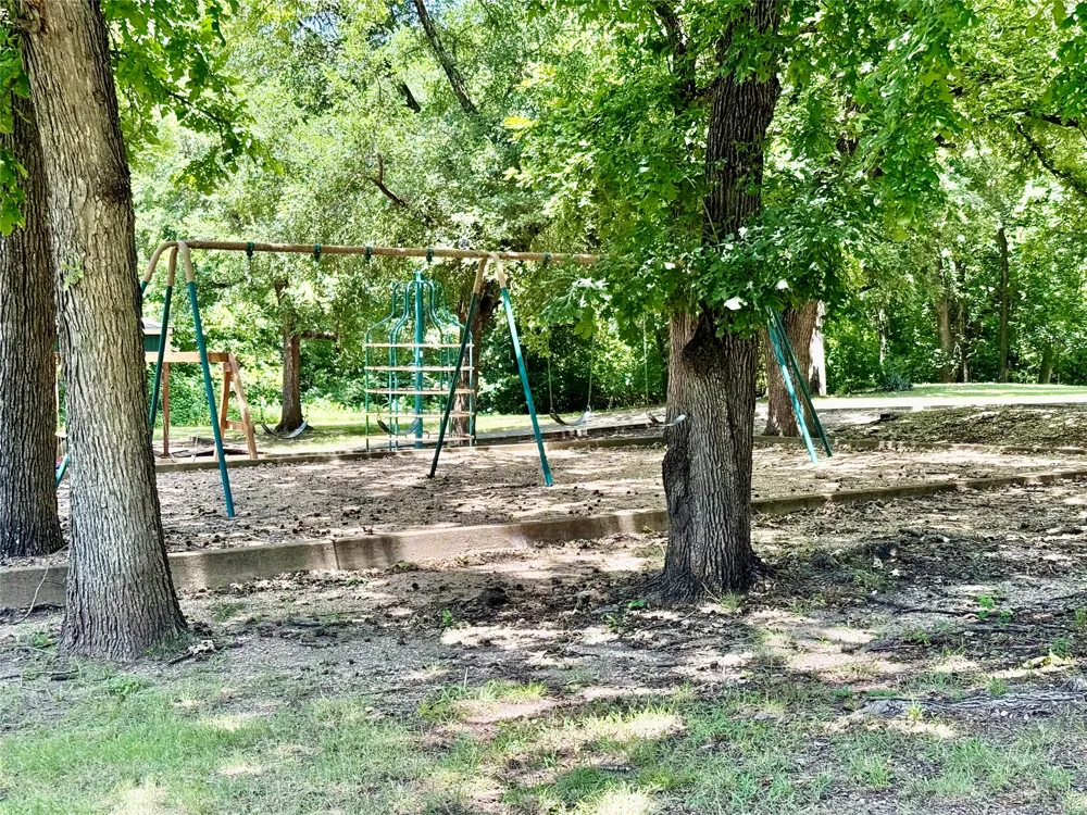 9217 Indian Trail Rio Vista, TX 76093