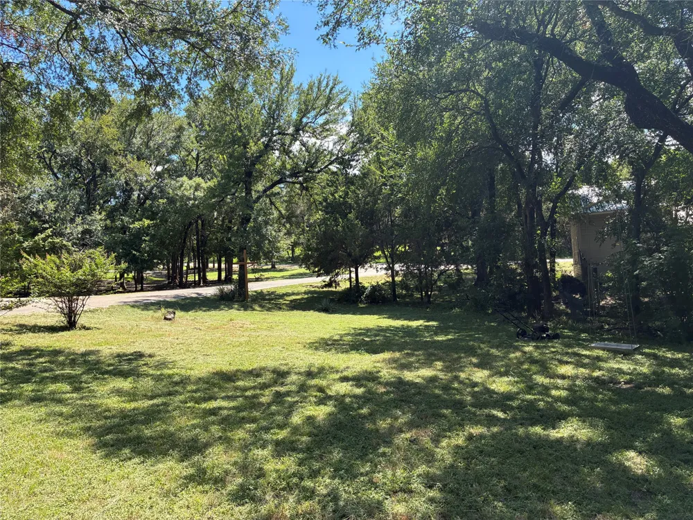 9217 Indian Trail Rio Vista, TX 76093