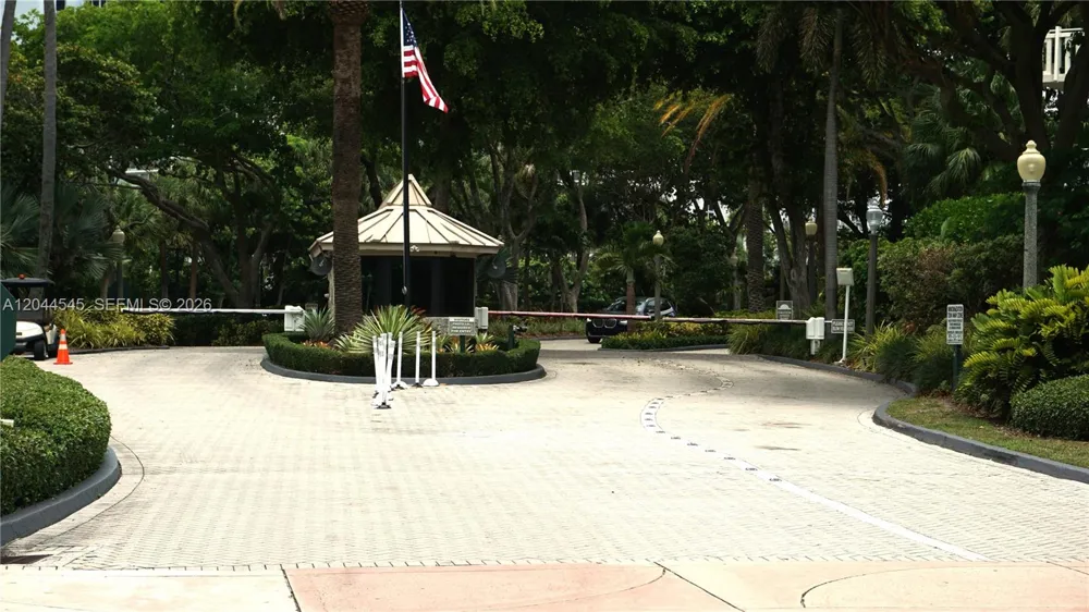 1111 Crandon Blvd #B705 Key Biscayne, FL 33149