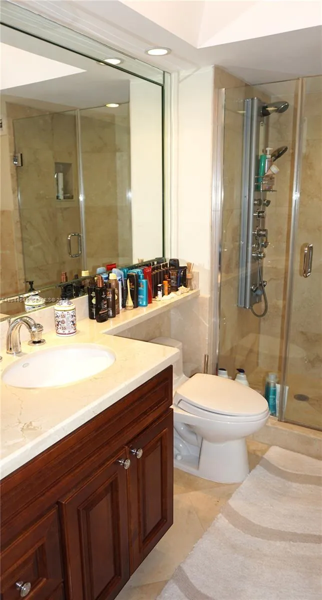 1111 Crandon Blvd #B705 Key Biscayne, FL 33149