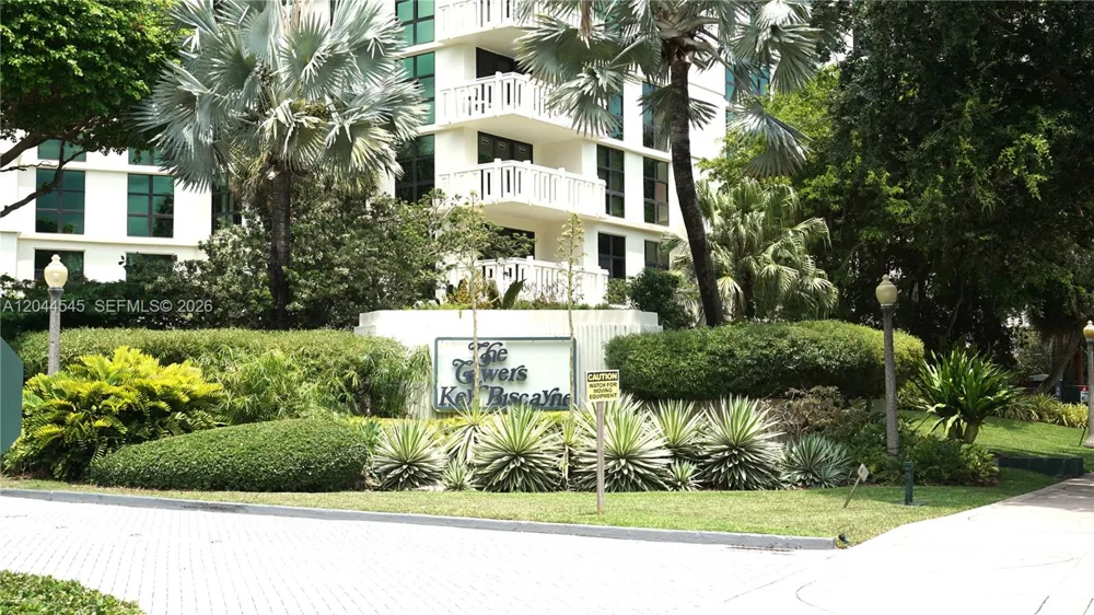 1111 Crandon Blvd #B705 Key Biscayne, FL 33149