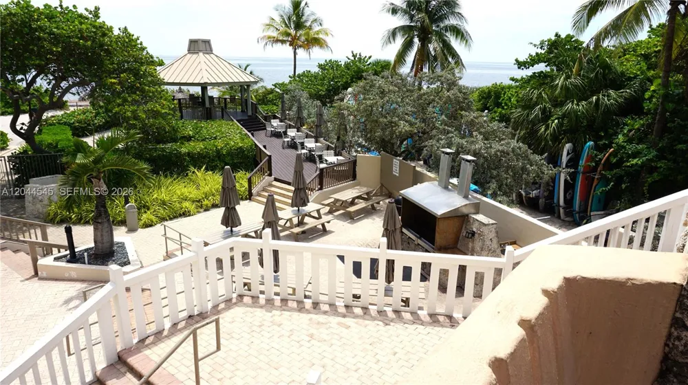 1111 Crandon Blvd #B705 Key Biscayne, FL 33149