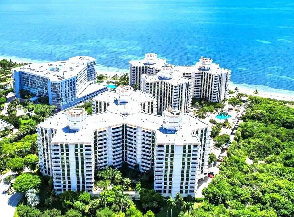 1111 Crandon Blvd #B705 Key Biscayne, FL 33149