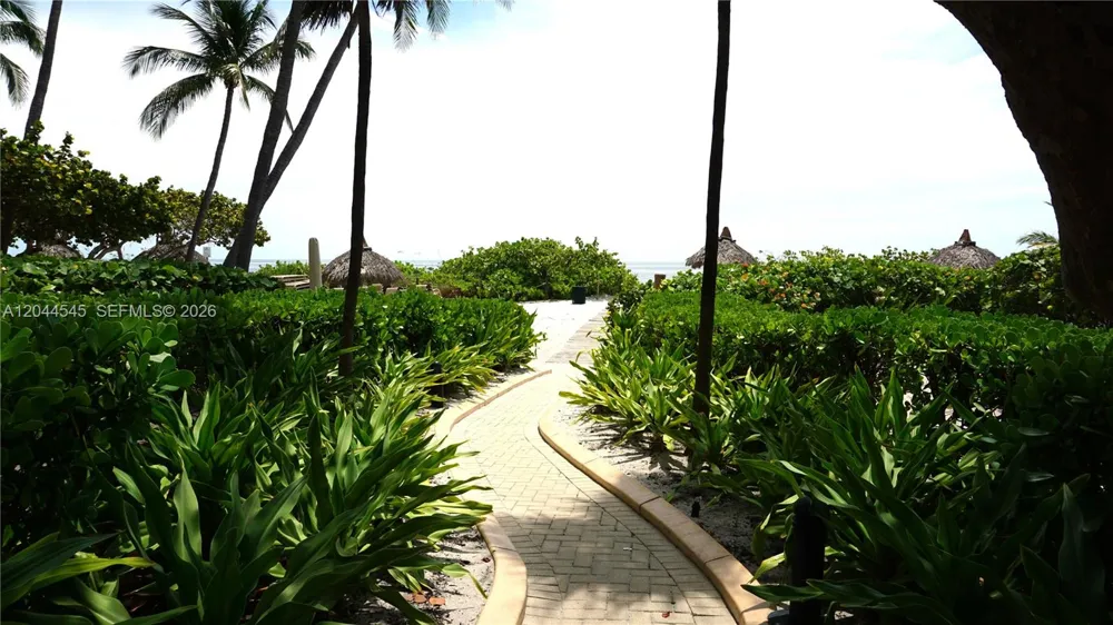 1111 Crandon Blvd #B705 Key Biscayne, FL 33149
