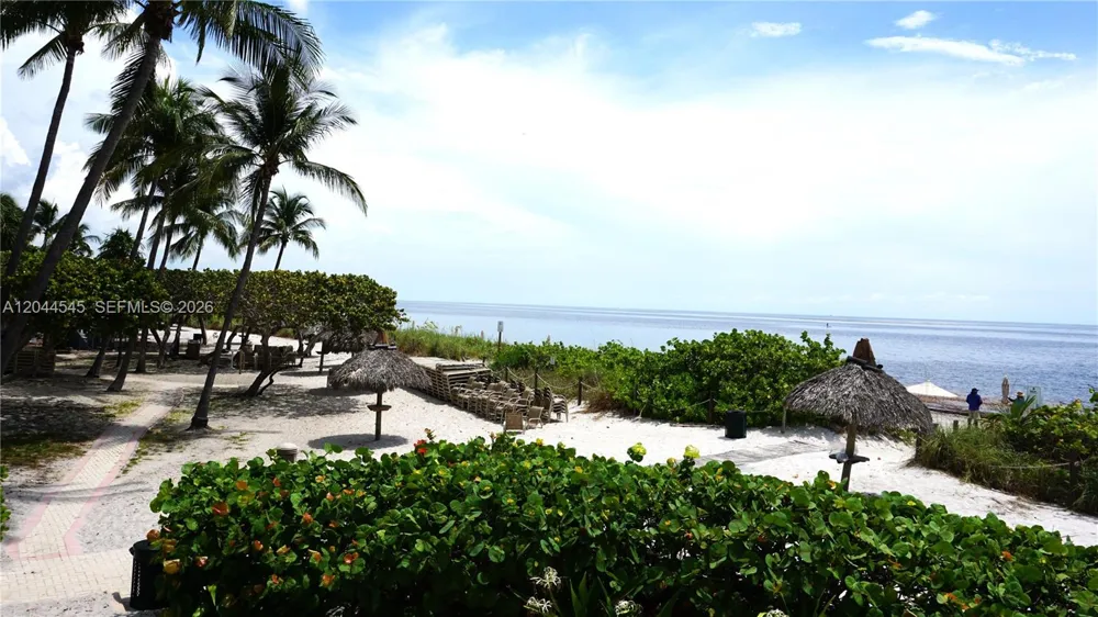 1111 Crandon Blvd #B705 Key Biscayne, FL 33149