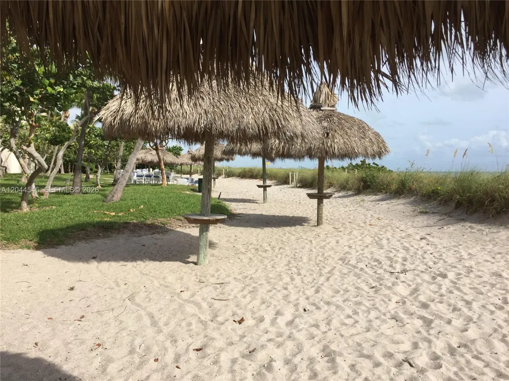 1111 Crandon Blvd #B705 Key Biscayne, FL 33149