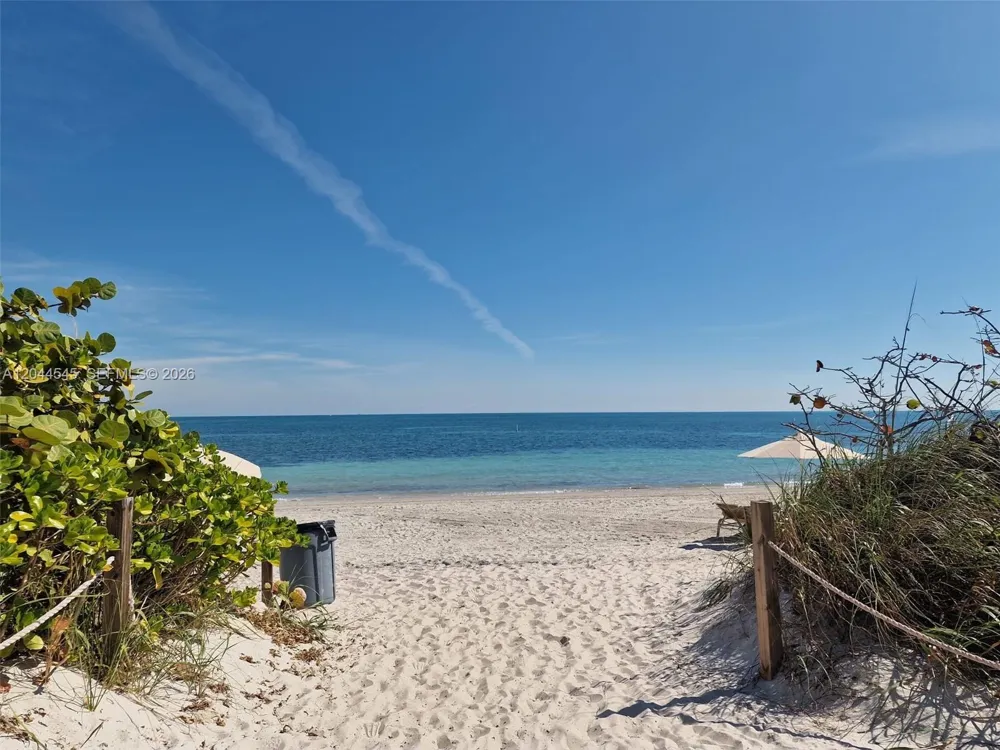 1111 Crandon Blvd #B705 Key Biscayne, FL 33149