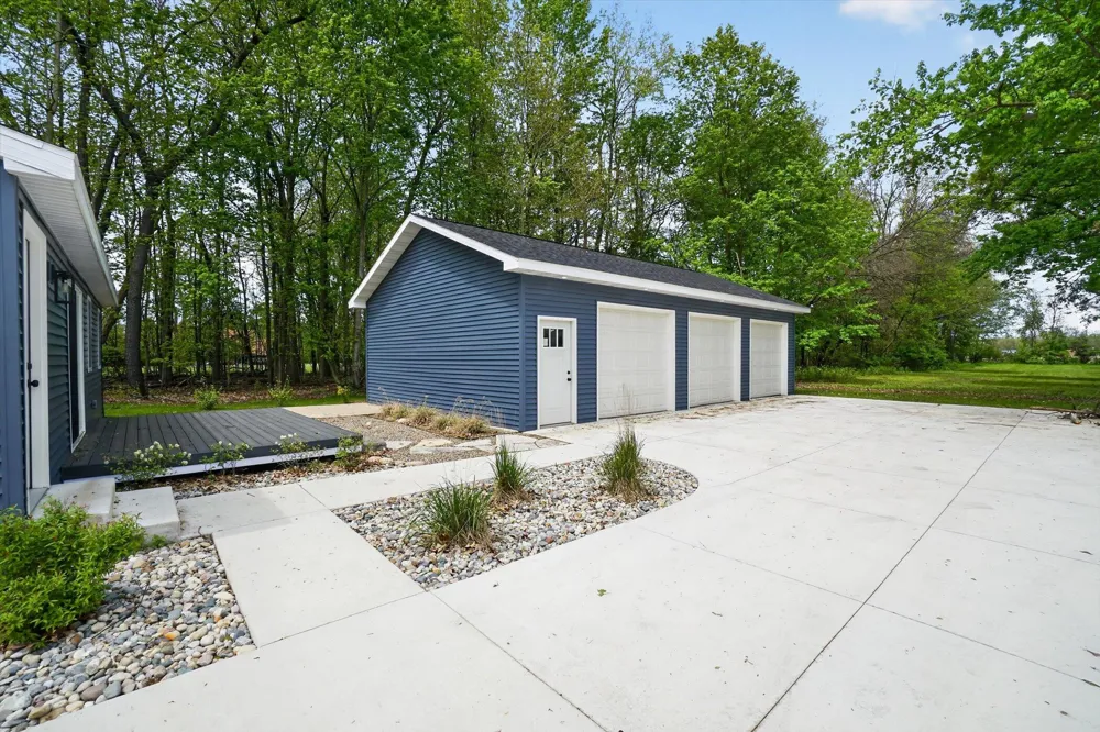 5581 E Main Street Comstock Charter Township, MI 49048