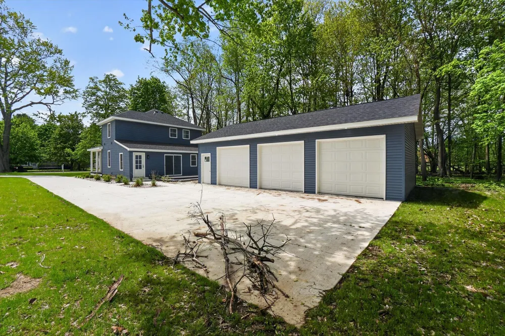 5581 E Main Street Comstock Charter Township, MI 49048