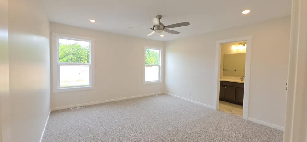 99 Fireside Drive SW #14 Walker City, MI 49534
