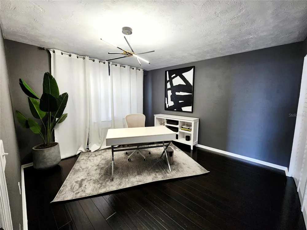 4651 1ST STREET NE #306 St Petersburg, FL 33702