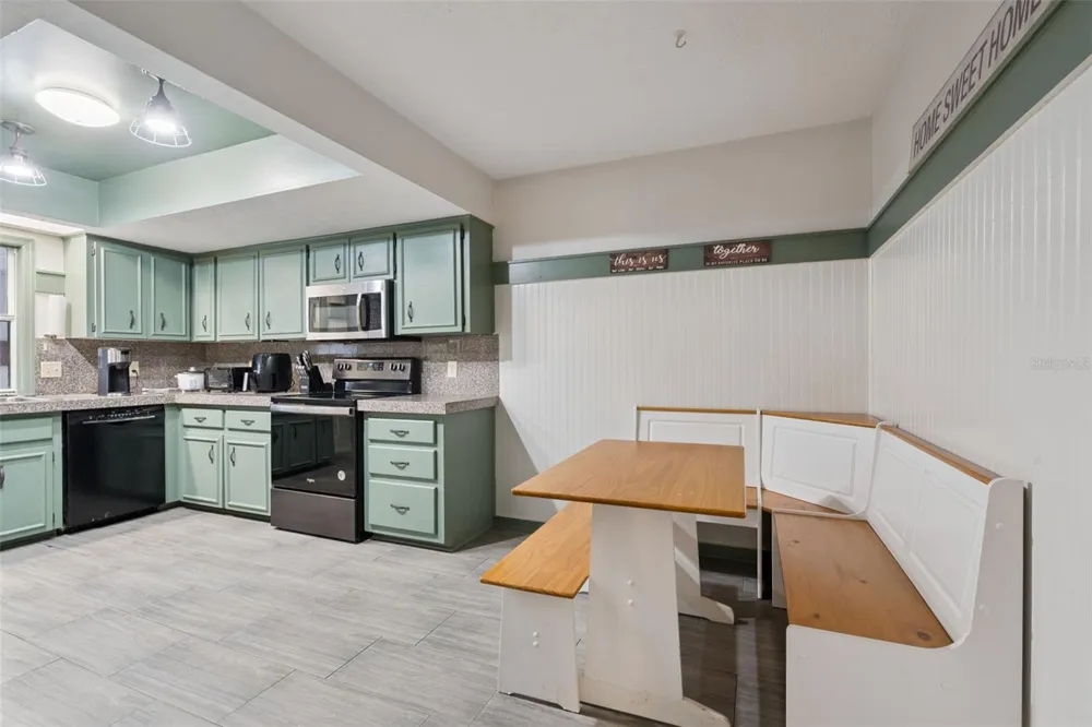 9916 JACKSON ROAD Leesburg, FL 34788