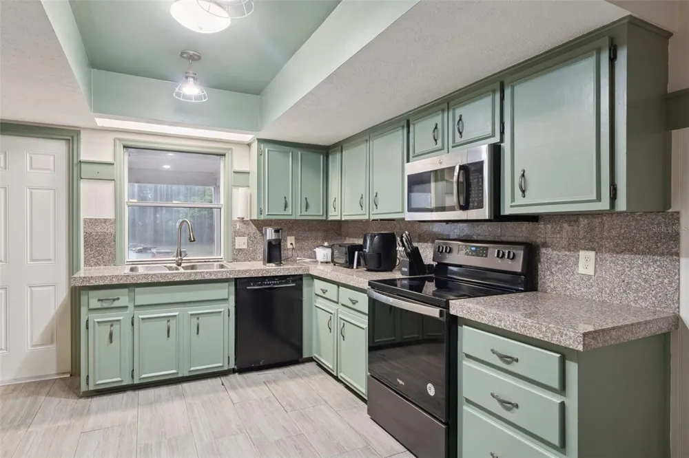 9916 JACKSON ROAD Leesburg, FL 34788