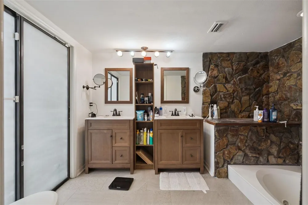 9916 JACKSON ROAD Leesburg, FL 34788