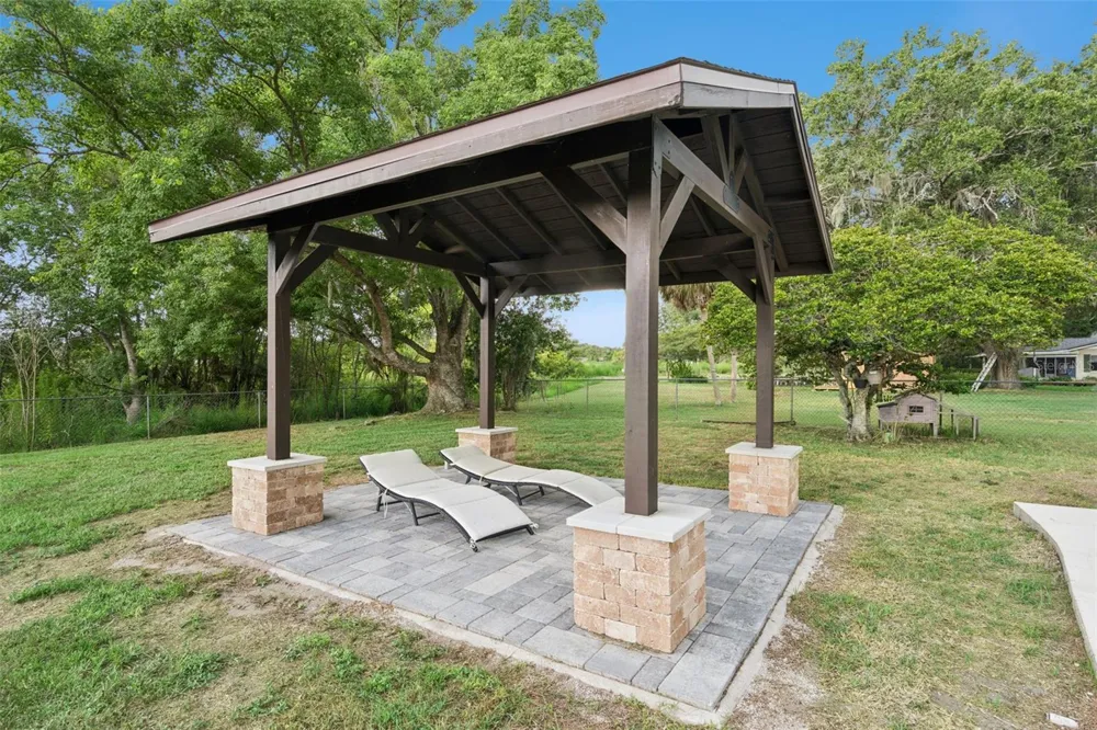 9916 JACKSON ROAD Leesburg, FL 34788