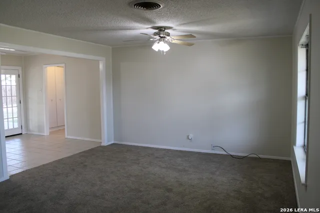 1204 W GOODWIN ST Pleasanton, TX 78064
