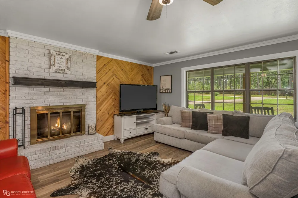 1426 Caney Lake Road Minden, LA 71055