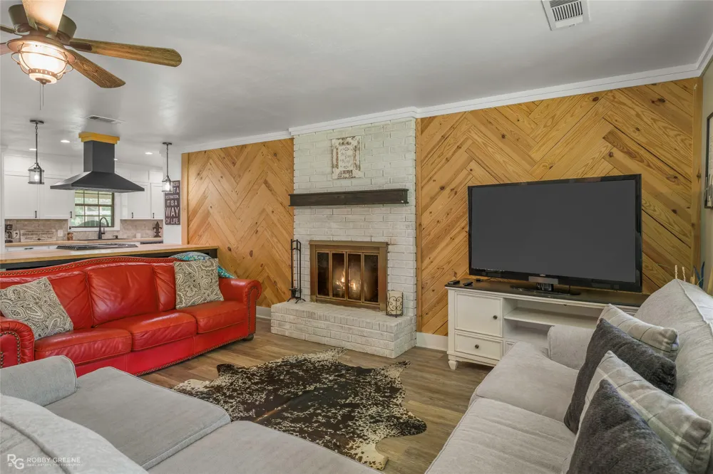 1426 Caney Lake Road Minden, LA 71055