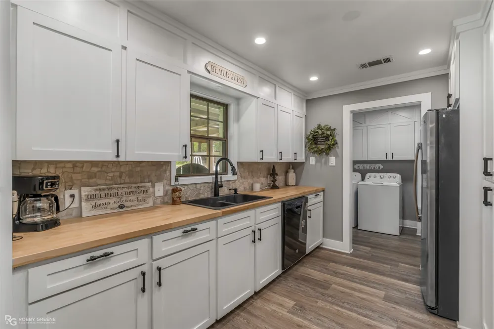 1426 Caney Lake Road Minden, LA 71055