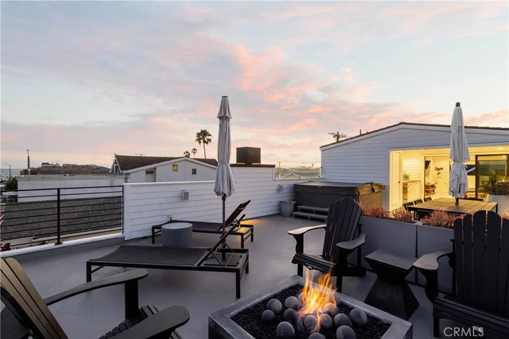 211 35th Newport Beach, CA 92663