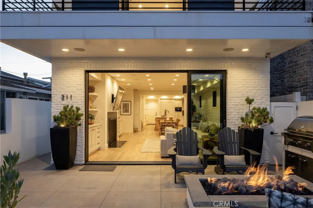 211 35th Newport Beach, CA 92663