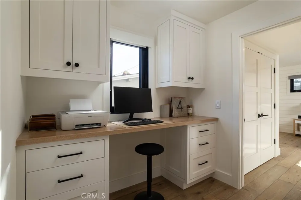 211 35th Newport Beach, CA 92663