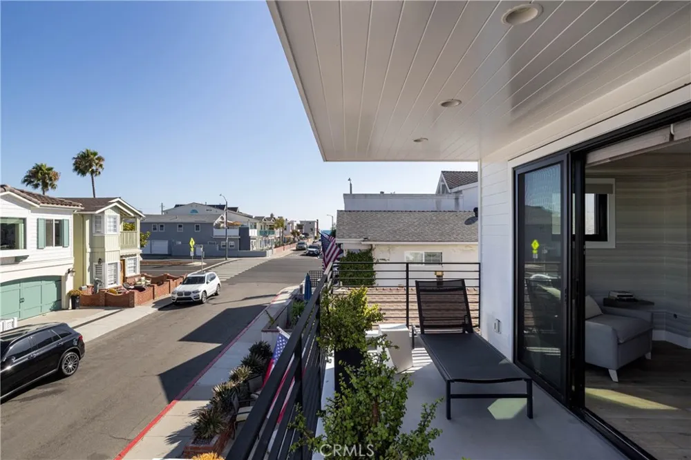 211 35th Newport Beach, CA 92663