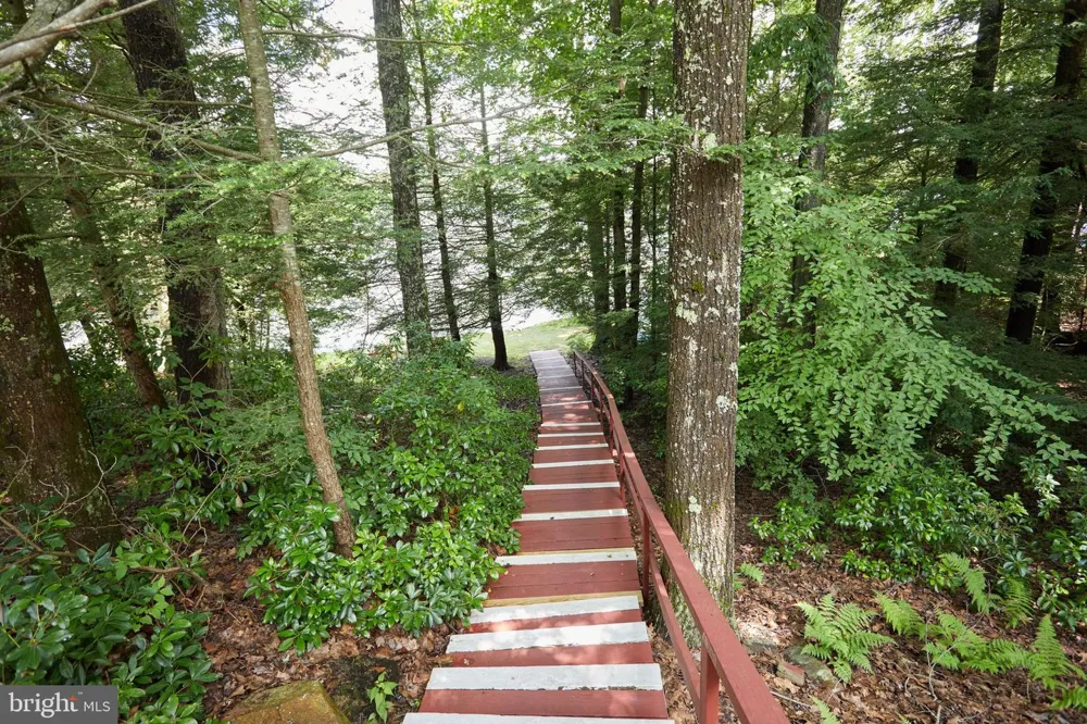 193 RED RUN ROAD #1-B-3 Oakland, MD 21550