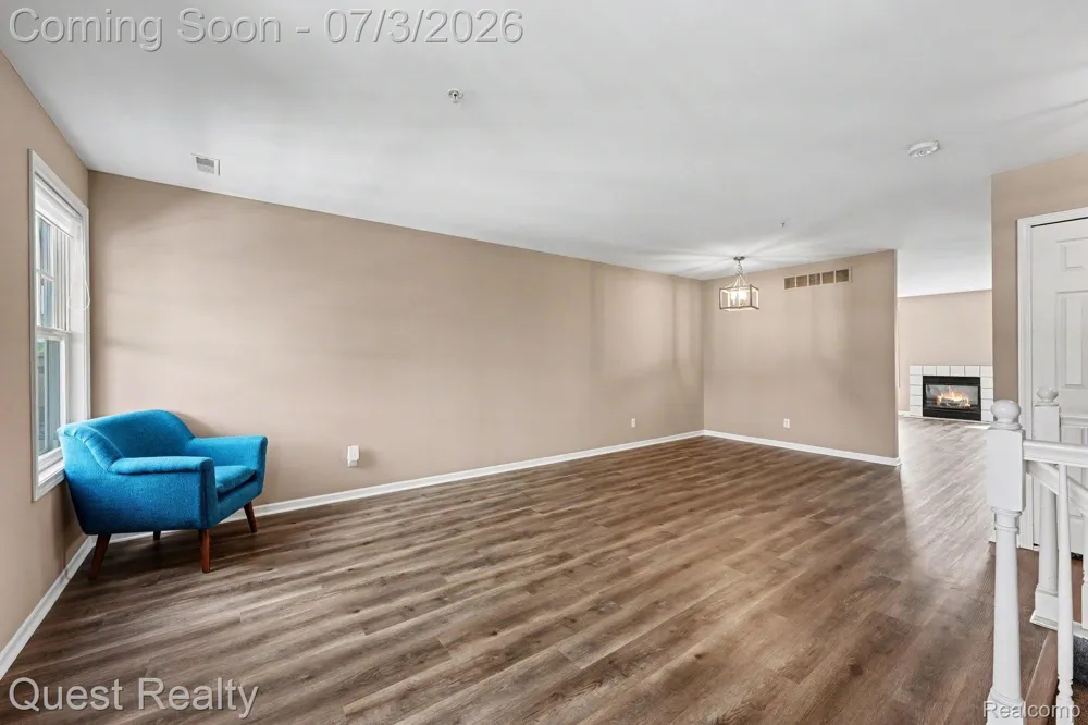 168 Amys Walk Walk Auburn Hills City, MI 48326