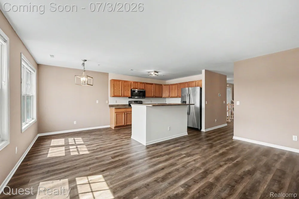 168 Amys Walk Walk Auburn Hills City, MI 48326