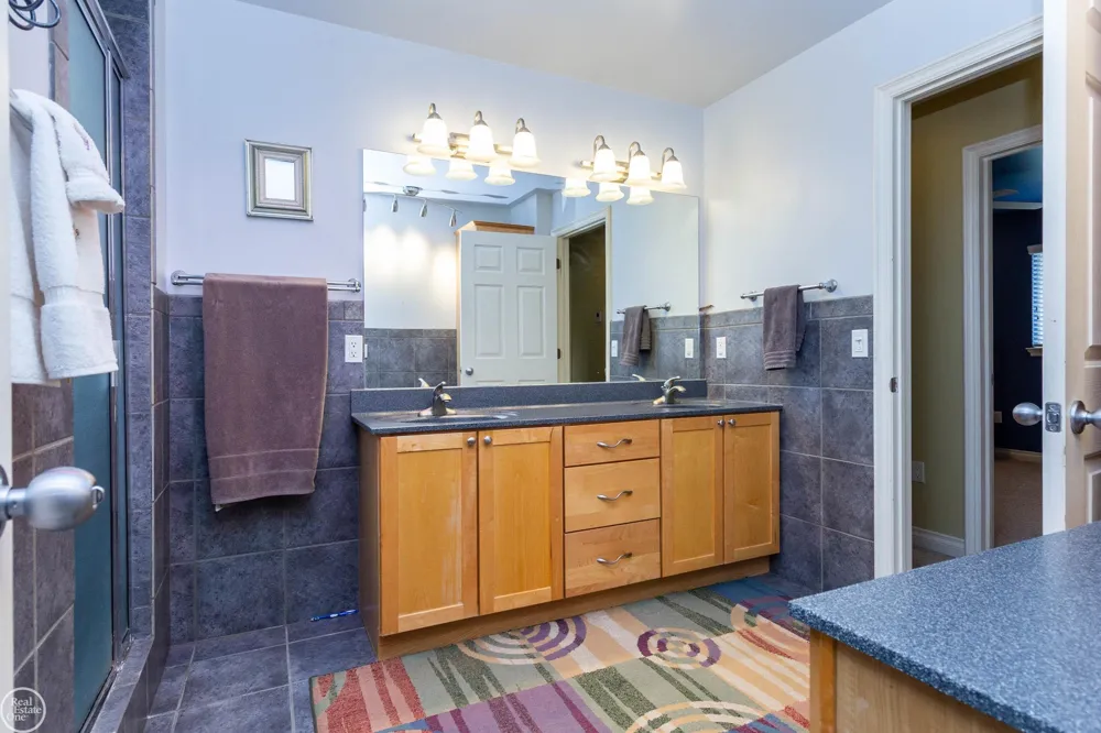39745 Sylvia Street Harrison Charter Township, MI 48045
