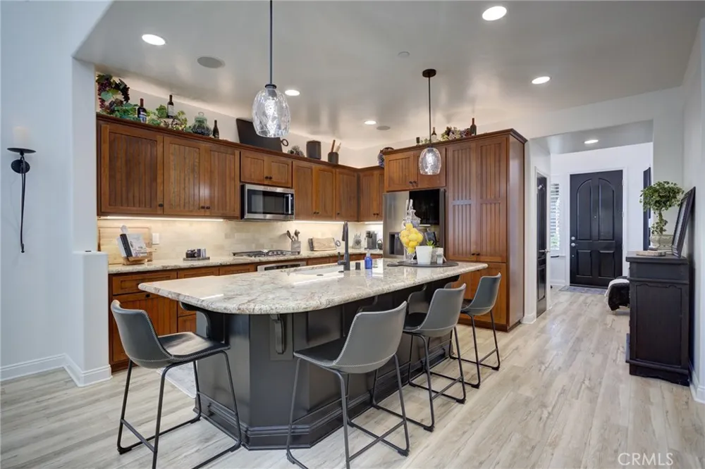 995 Jacqueline Nipomo, CA 93444