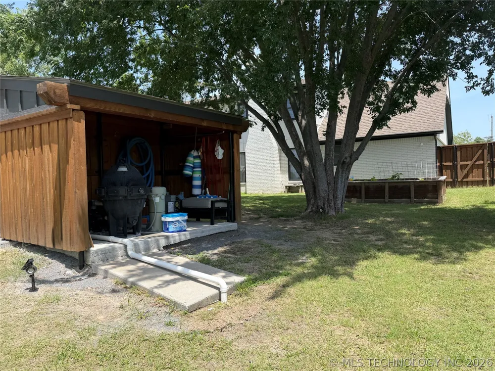 3349 Hardy Springs McAlester, OK 74501
