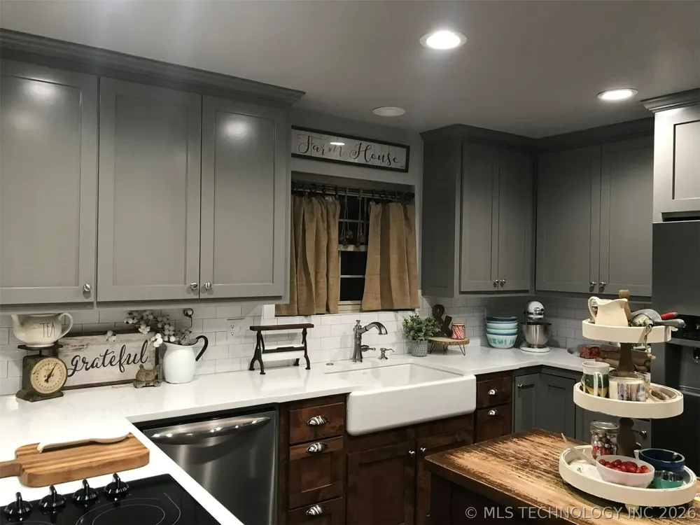 3349 Hardy Springs McAlester, OK 74501