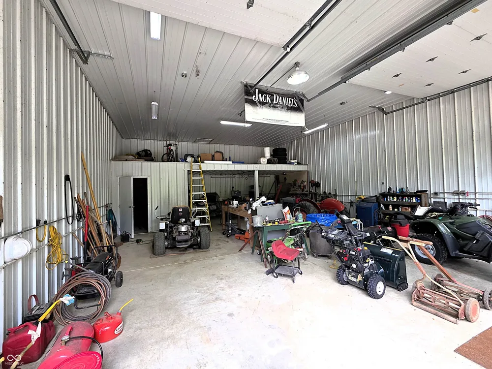 4906 E State Road 144 Mooresville, IN 46158
