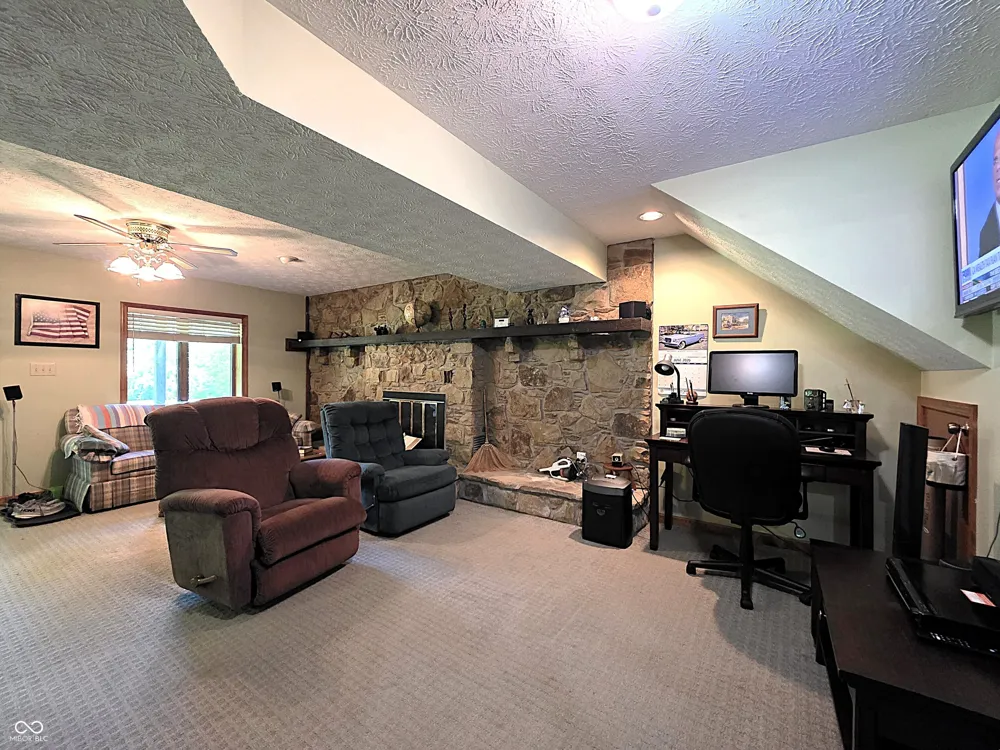 4906 E State Road 144 Mooresville, IN 46158