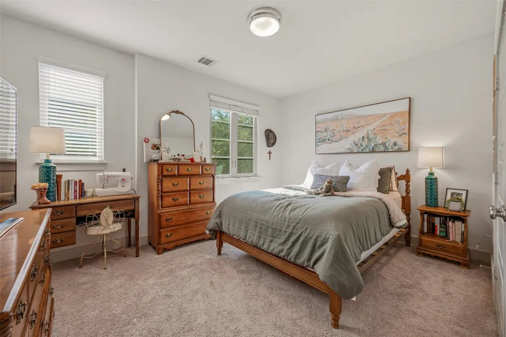 210 Wimberly Street Fort Worth, TX 76107