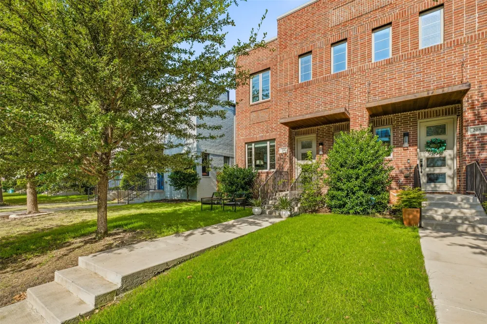 210 Wimberly Street Fort Worth, TX 76107