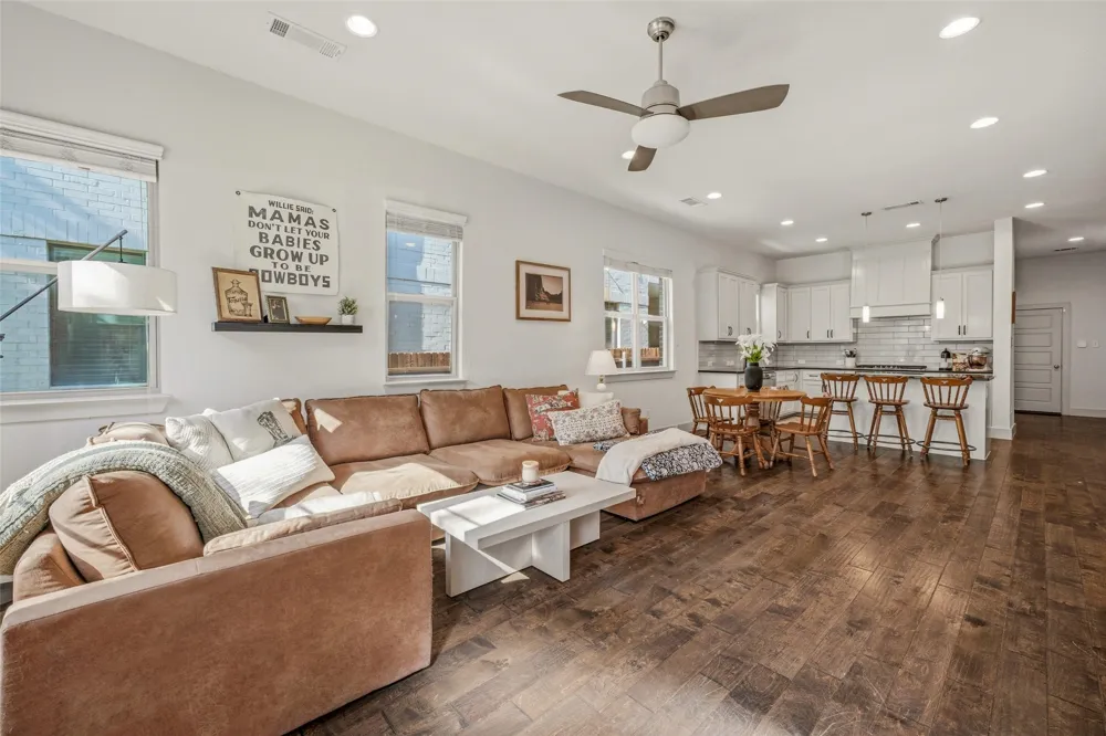 210 Wimberly Street Fort Worth, TX 76107