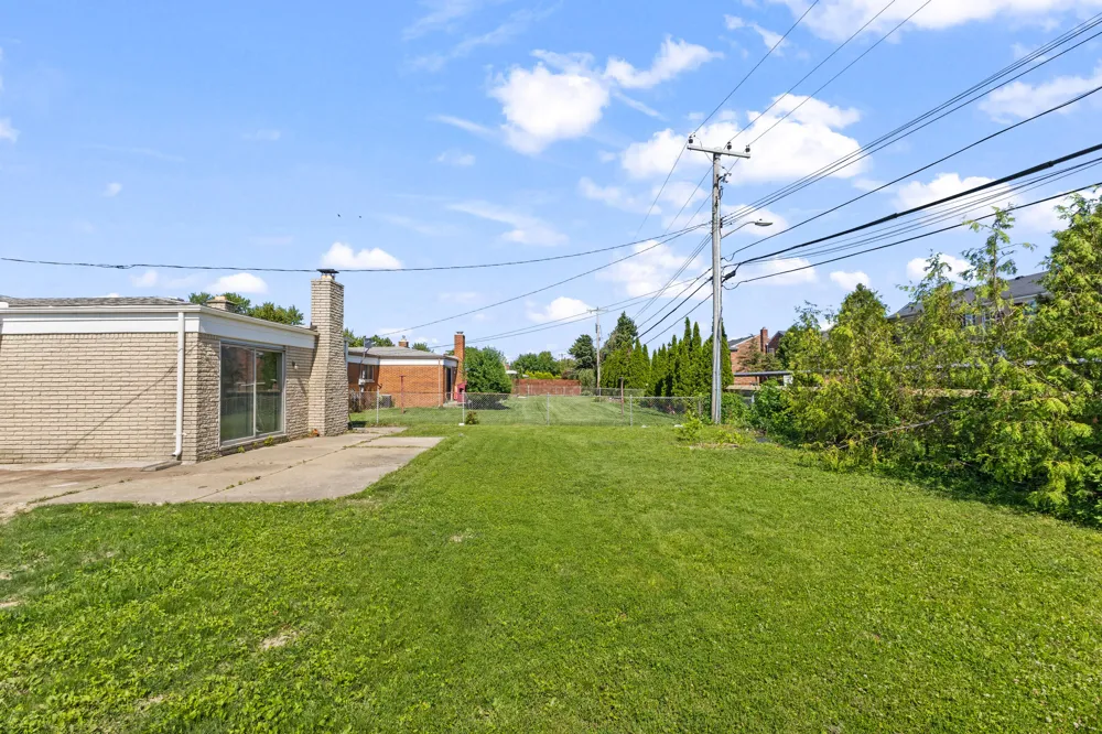 14358 Talbot Drive Warren, MI 48088