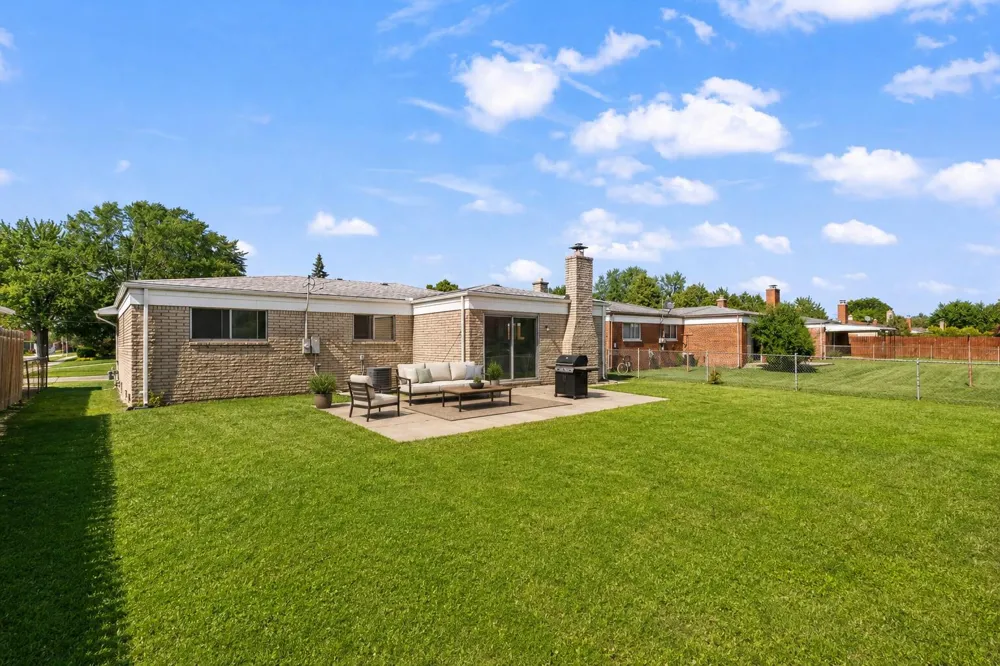 14358 Talbot Drive Warren, MI 48088