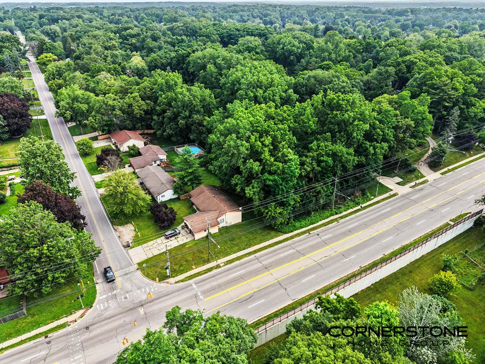 2345 Lake Michigan Drive NW Grand Rapids, MI 49504