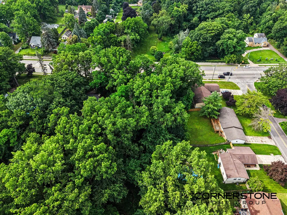2345 Lake Michigan Drive NW Grand Rapids, MI 49504