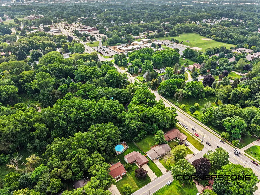2345 Lake Michigan Drive NW Grand Rapids, MI 49504