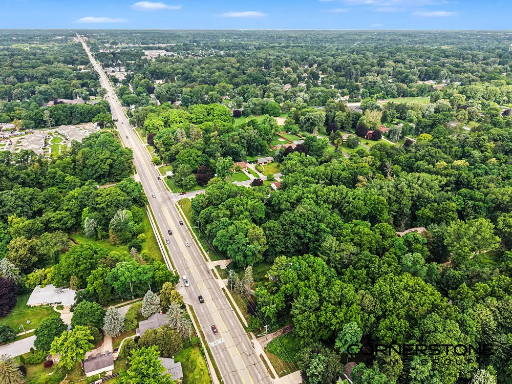 2345 Lake Michigan Drive NW Grand Rapids, MI 49504